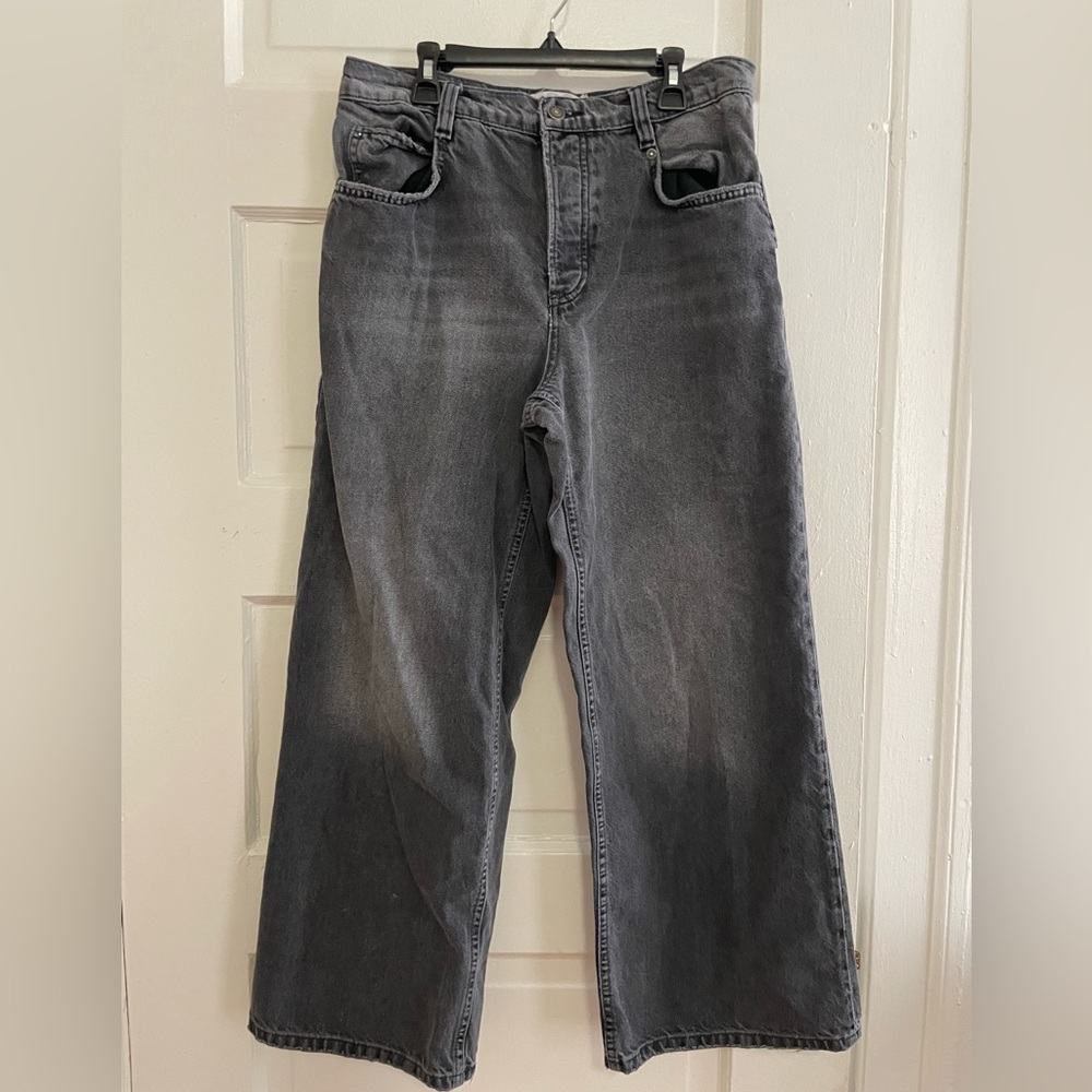 Free People ankle length, wide leg ,black jeans.  Size 29